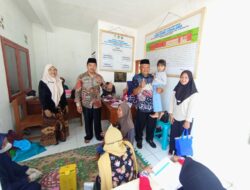 Camat Mangunreja Monitoring Pelaksanaan Pemberian ORI Vaksin di Posyandu Desa Sukasukur dan Desa Margajaya