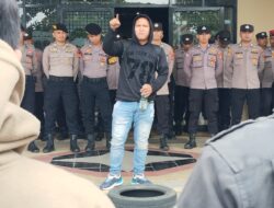 Penyegelan Ruangan Kadis Warnai Aksi FORTABES, Ketidakhadiran Kepala Dinas dan Dugaan Proyek Jadi Sorotan