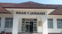 Peringati Hari Santri Nasional 2026, SMAN 1 Jamanis Perkuat Pendidikan Karakter Generasi Muda